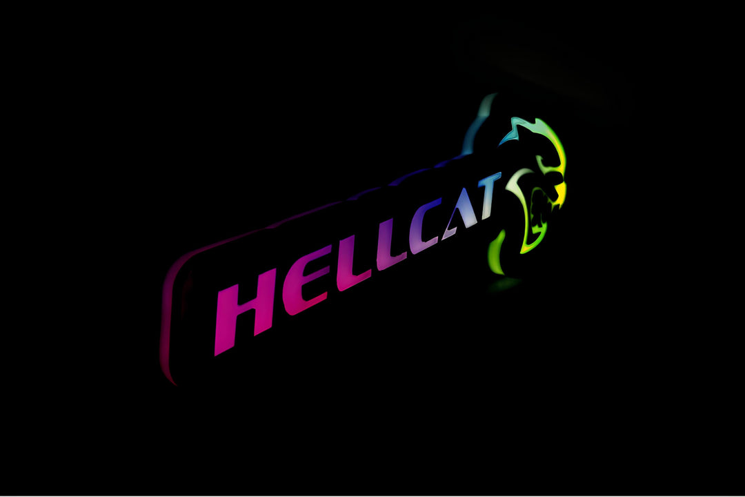 Chrysler Illuminated LED Radiator Grille Emblems and Badges with Hellcat + logo Hellcat Chrysler Led Emblems decoinfabric