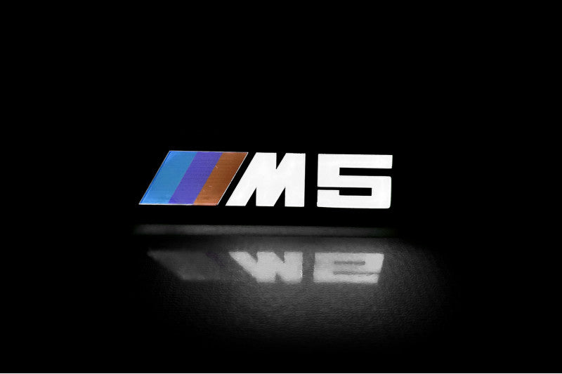 BMW Illuminated LED Radiator Grille Emblems and Badges with ///M5 (type 1) logo BMW Led Emblems decoinfabric
