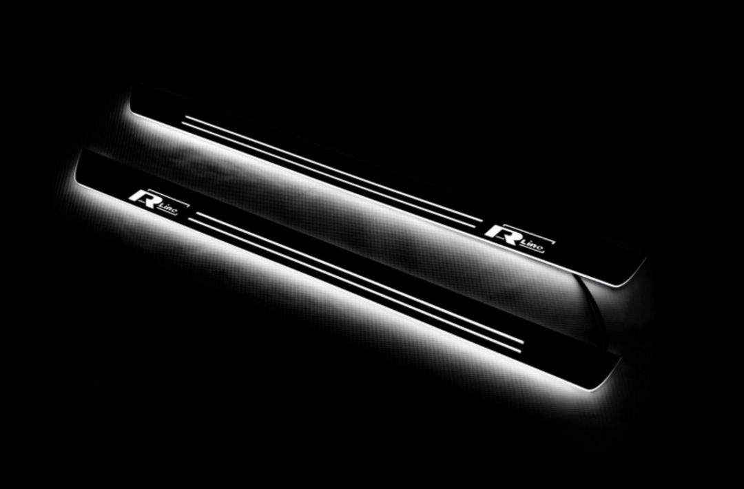 Volkswagen Passat B8 2015-2023 LED Door Sills With R-line Logo Volkswagen Led Door Sills opdesign