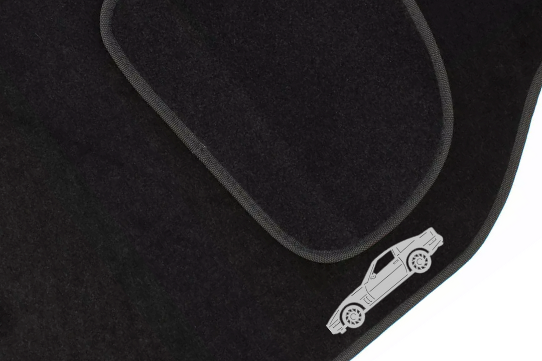 Chevrolet Corvette IV (1984-1996) Floor Mat Emblem Set – Stainless Steel Badges Car Mats Badges Decoin