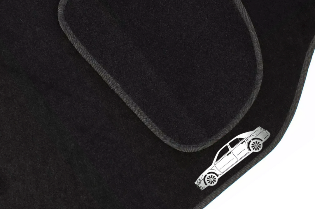 Lancia Thema (2011-2014) Floor Mat Emblem Set – Stainless Steel Badges Car Mats Badges Decoin