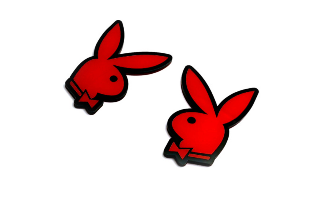 Car emblem badge for fenders with Playboy logo Custom design emblems decoinfabric