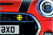 Mini Radiator grille emblem with logo UK Flag Mini emblems decoinfabric