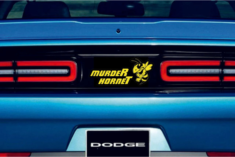 Dodge Challenger trunk rear emblem between tail lights with murdeR horneT logo (type 5)