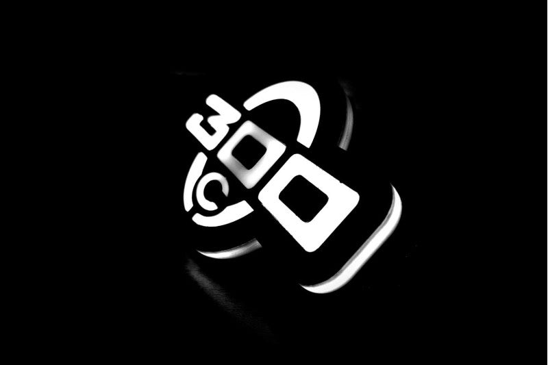 Emblema della griglia del radiatore DODGE con logo R/T