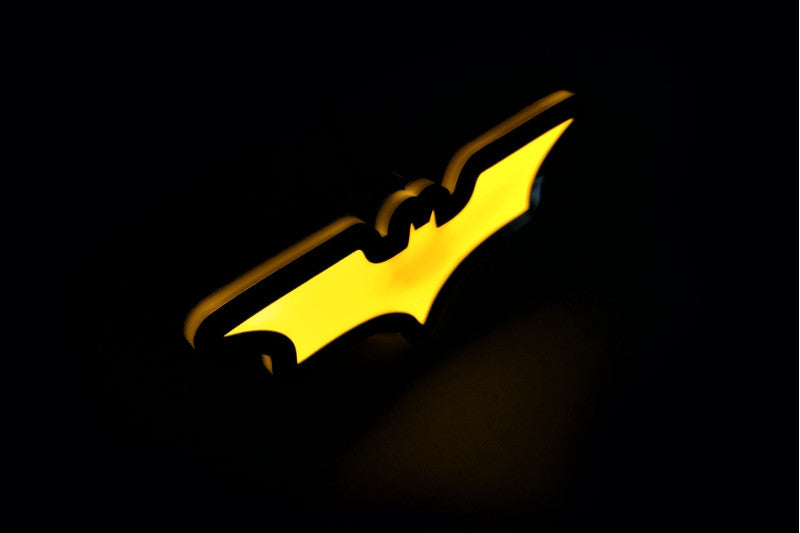 Illuminated LED Radiator Grille Emblems and Badges with Batman logo Custom Led Emblems decoinfabric