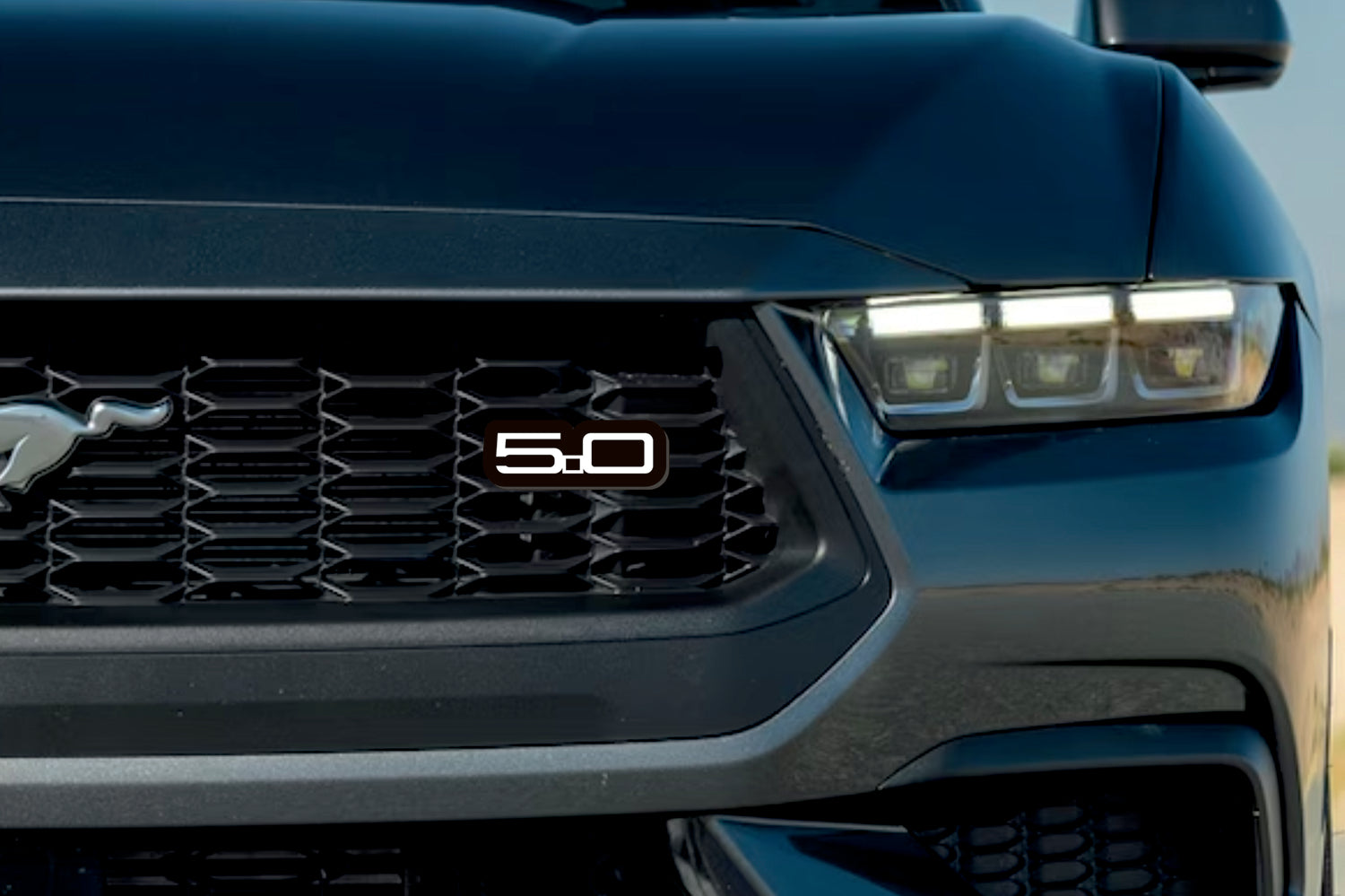 Ford Illuminated LED Radiator Grille Emblems and Badges with Mustang logo Ford Led Emblems decoinfabric