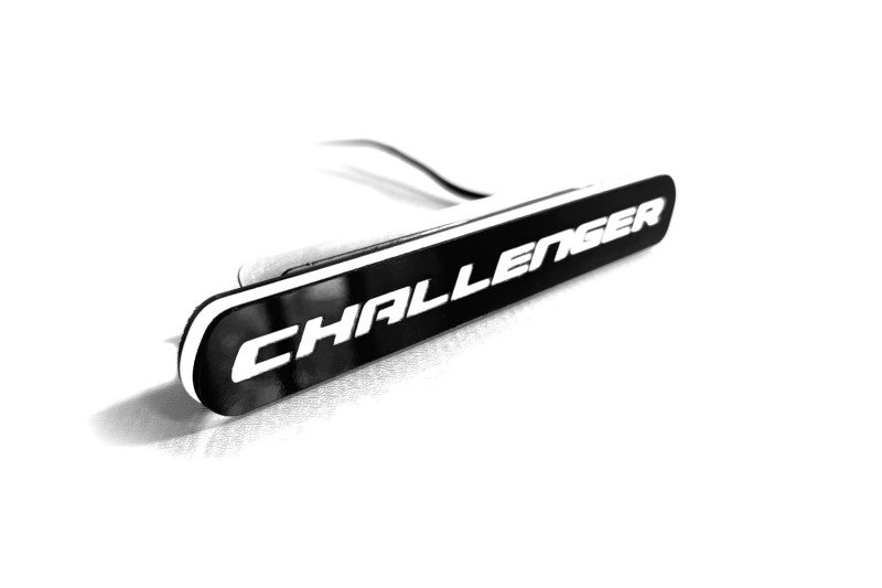 Dodge Illuminated LED Radiator Grille Emblems and Badges with Challenger (type 1) logo Dodge Led emblems decoinfabric