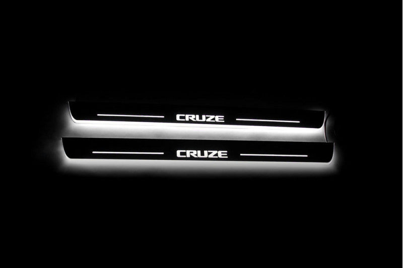Chevrolet Cruze II 2016+ Door Sill Protectors With Logo Cruze