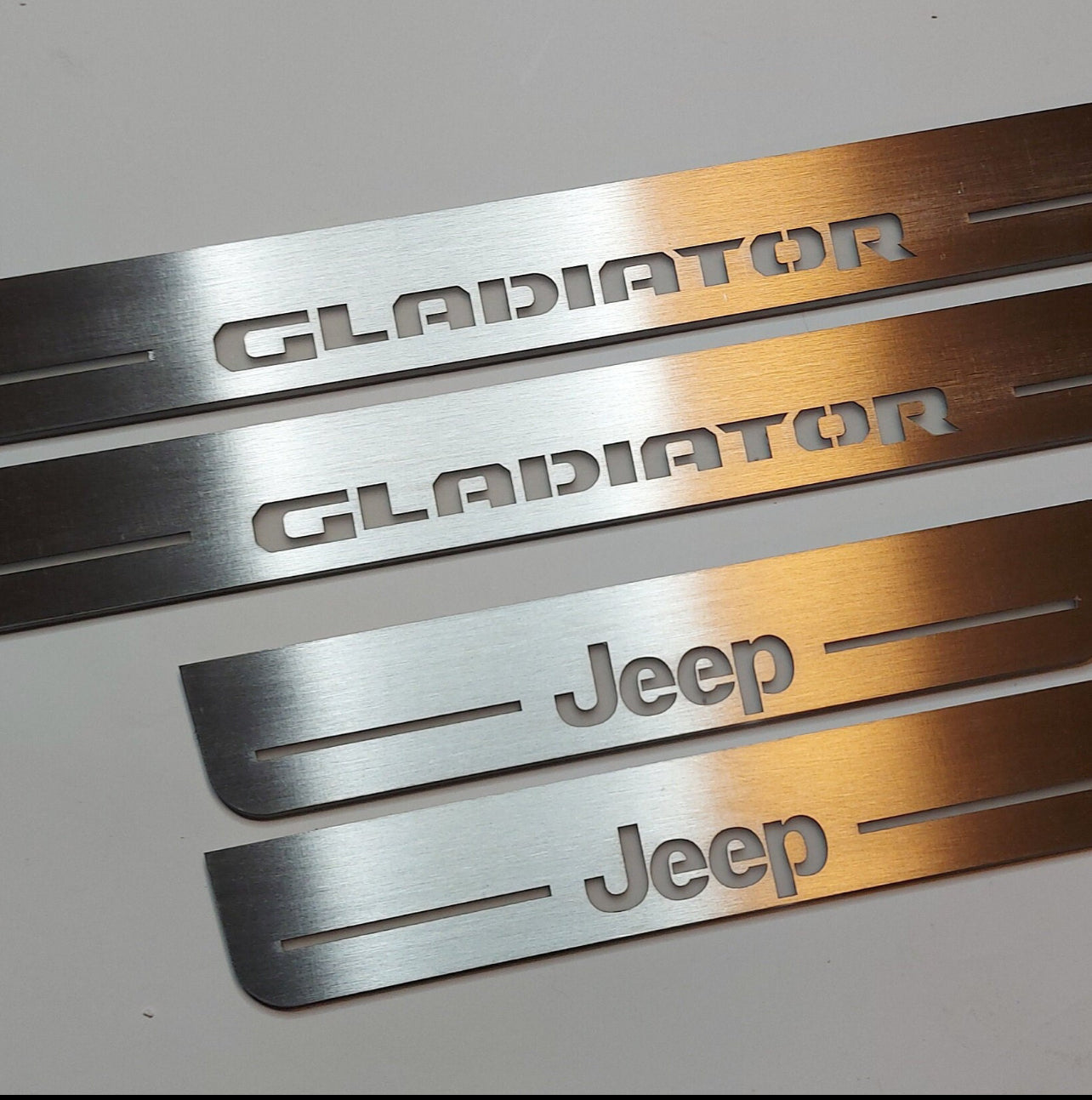 Jeep Gladiator JT Door Sill Led Plate With Jeep Gladiator Logo - decoinfabric