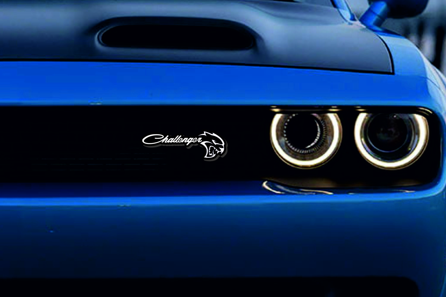 Emblema della griglia del radiatore DODGE con logo R/T