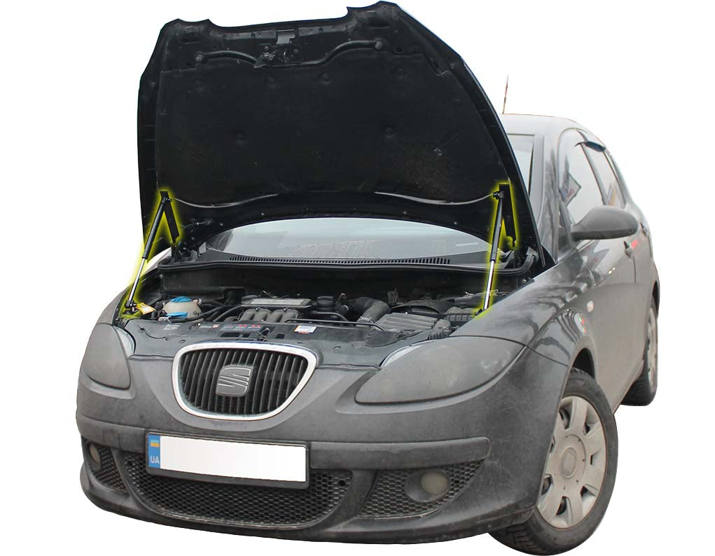 Hood strut kit installed on the SEAT Toledo 3rd Gen (5P)