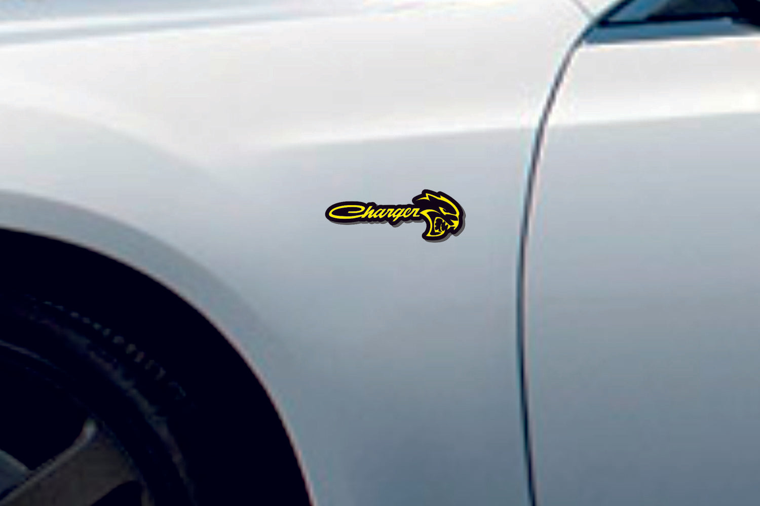 DODGE Kühlergrill-Emblem mit R/T-Logo