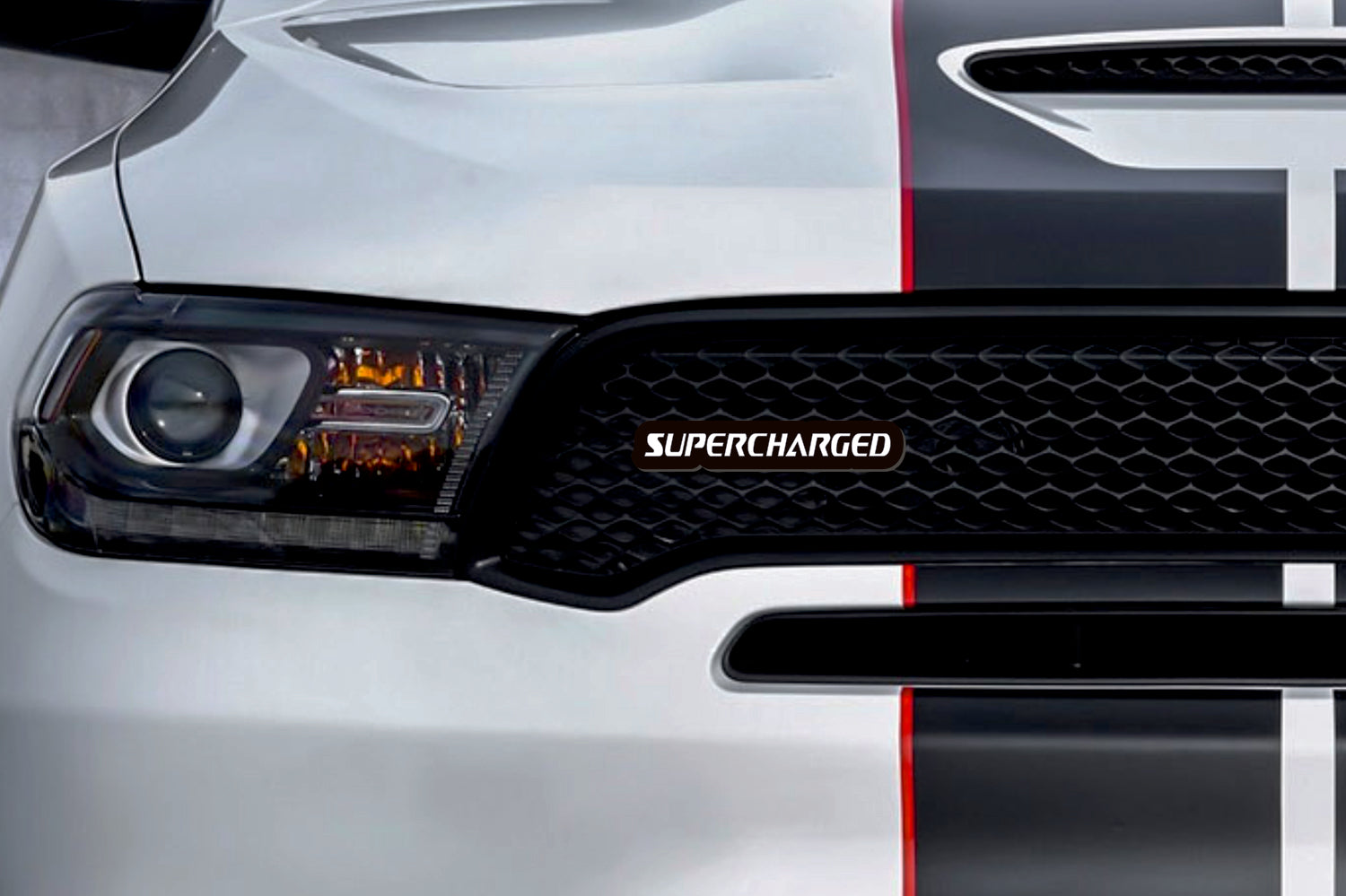 Jeep Illuminated LED Radiator Grille Emblems and Badges with Supercharged logo Jeep Led Emblems decoinfabric