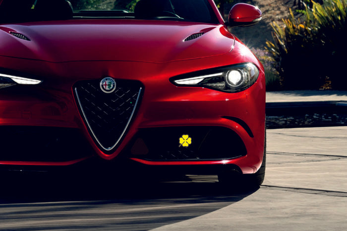 Alfa Romeo Radiator grille emblem with Alfa Romeo Corse logo Alfa Romeo emblems decoinfabric BLACK YELLOW