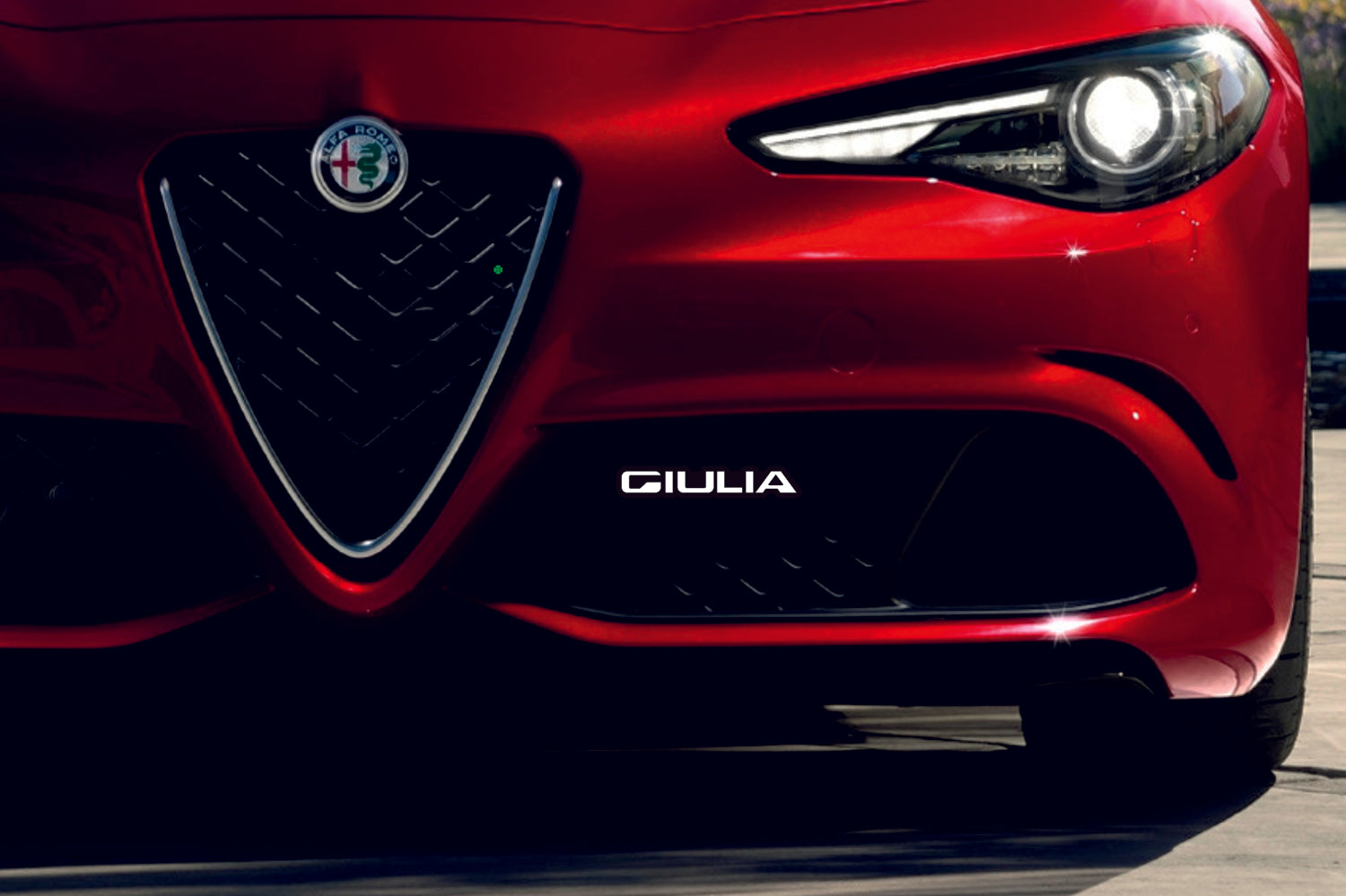 Alfa Romeo Radiator grille emblem with Giulia logo Alfa Romeo emblems decoinfabric