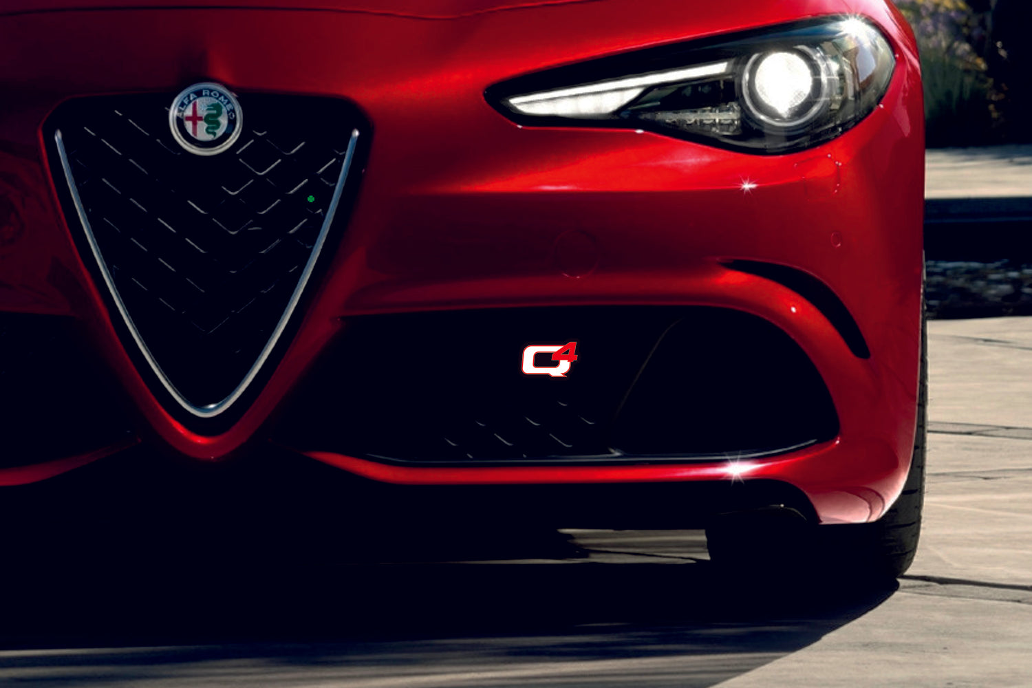 Alfa Romeo Radiator grille emblem with Q4 logo - decoinfabric