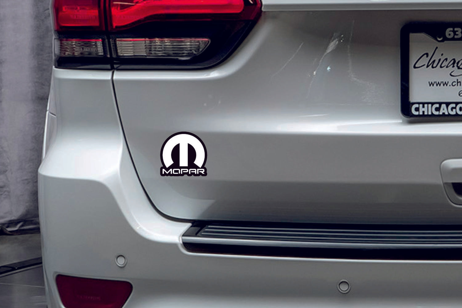 Chrysler tailgate trunk rear emblem with MOPAR logo (Type 5) Chrysler emblems decoinfabric