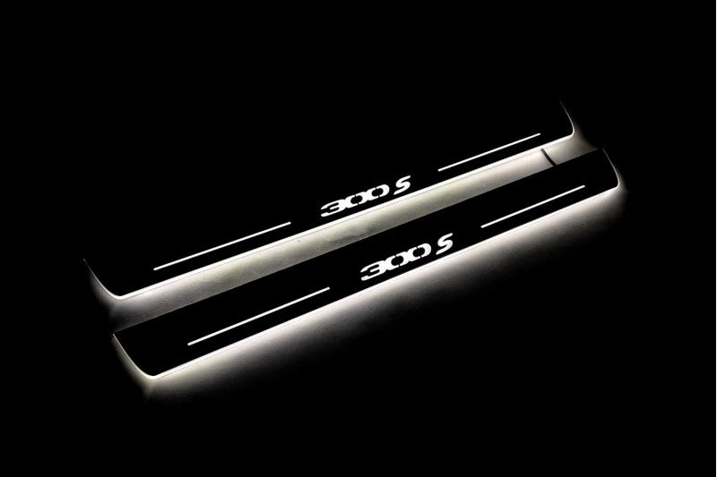 Chrysler 300C II 2011+ Door Sill Protectors With Logo 300S