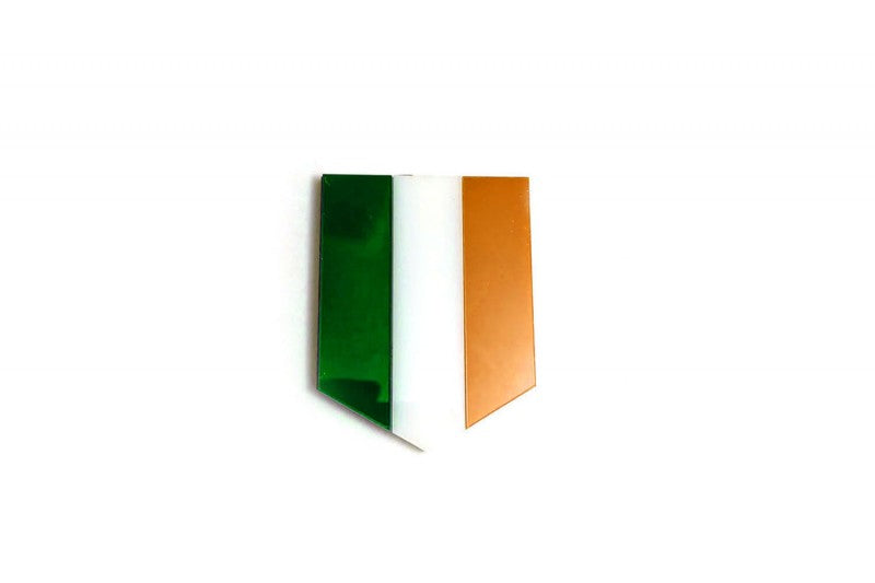 Car emblem badge with flag of Ireland Country Flag Emblems decoinfabric