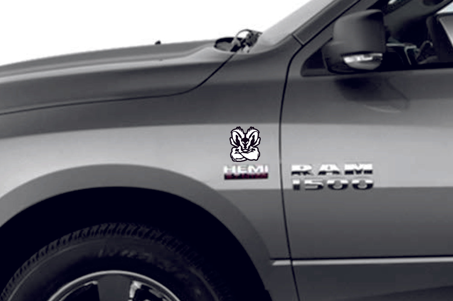 DODGE emblem for fenders with Strong Ram logo Dodge emblems decoinfabric BLACK WHITE