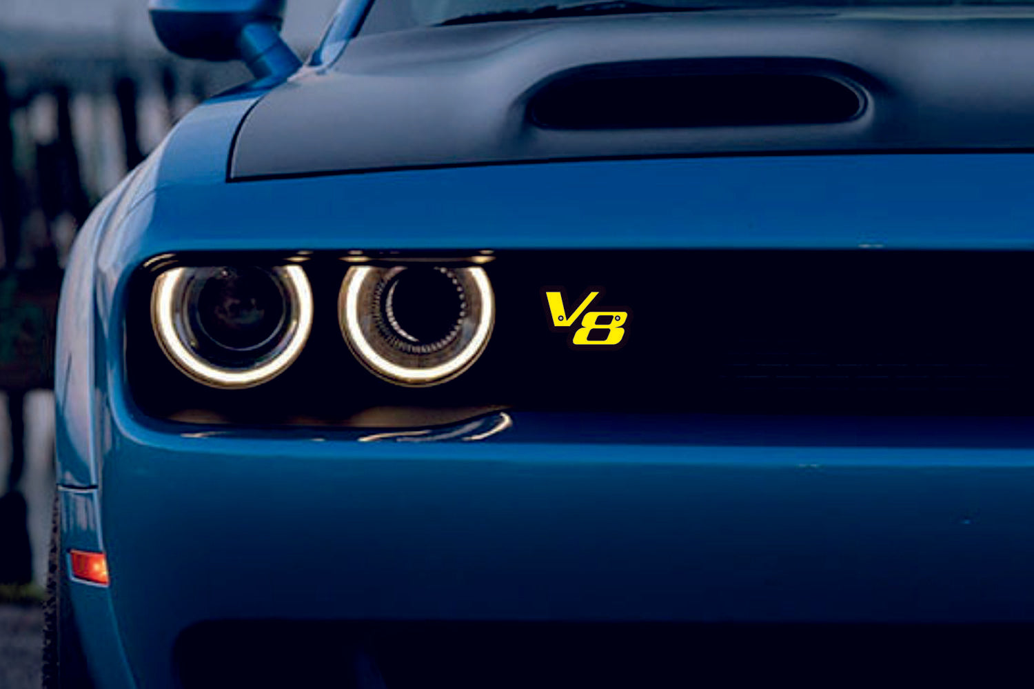 DODGE Radiator grille emblem with V8 logo Dodge emblems decoinfabric