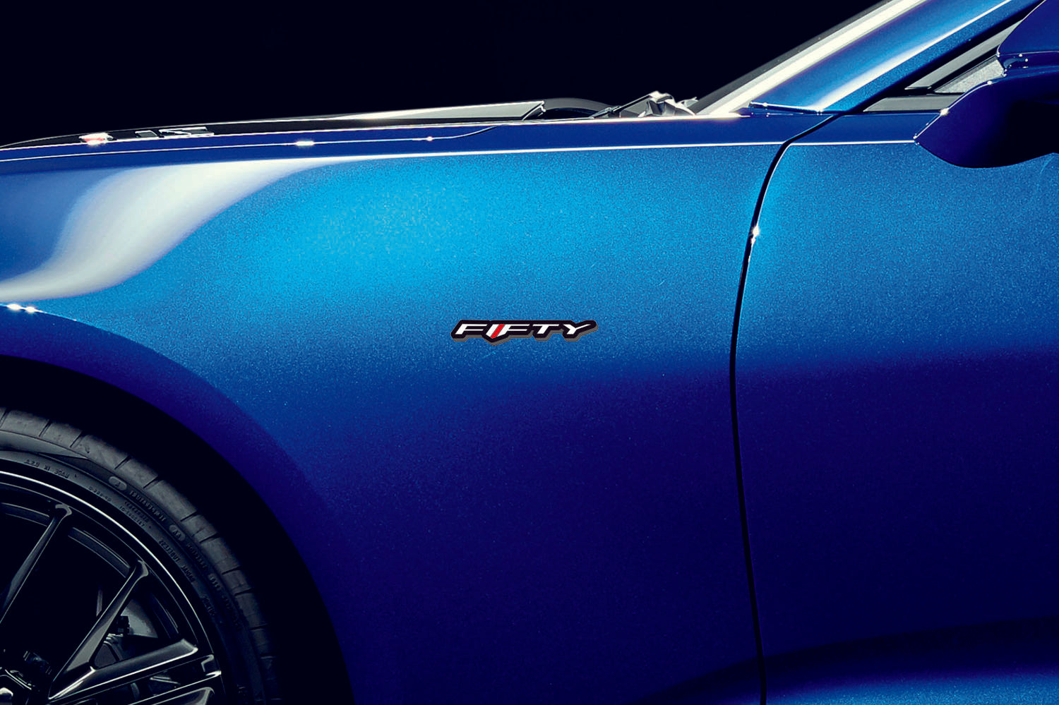 Chevrolet Camaro emblem for fenders with Fifty logo Fender decoinfabric