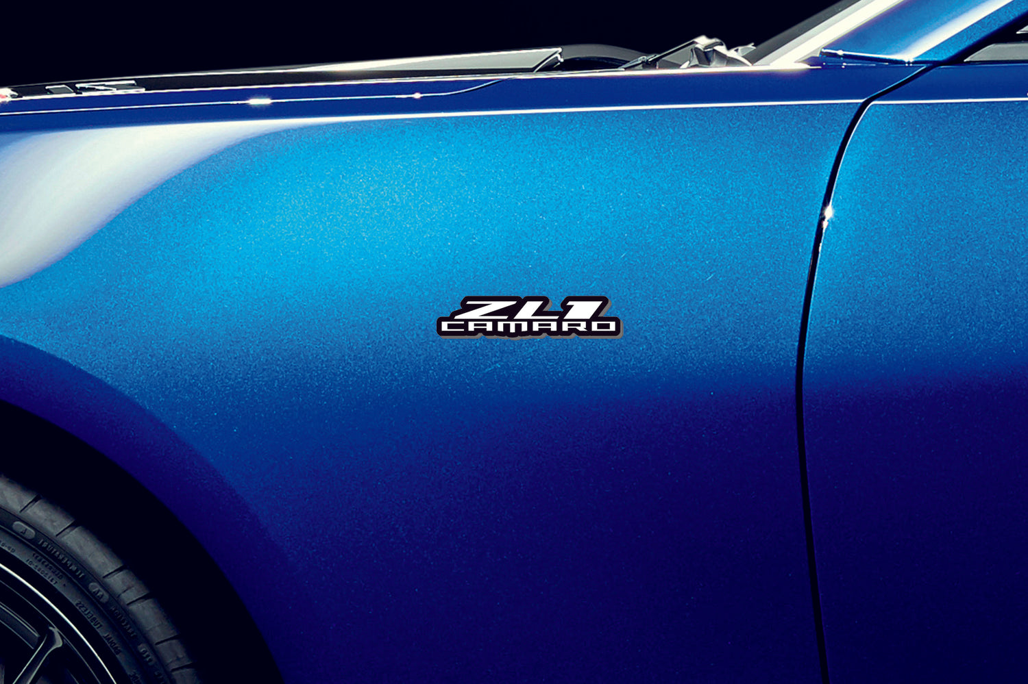 Chevrolet Camaro emblem for fenders with ZL1 Camaro logo Fender decoinfabric BLACK WHITE