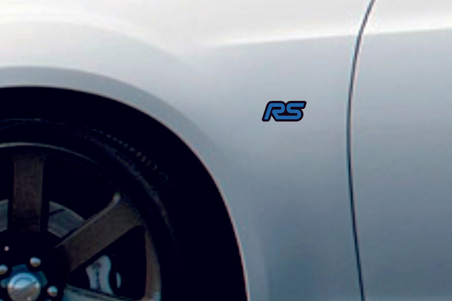 Ford emblem for fenders with RS logo Ford emblems decoinfabric