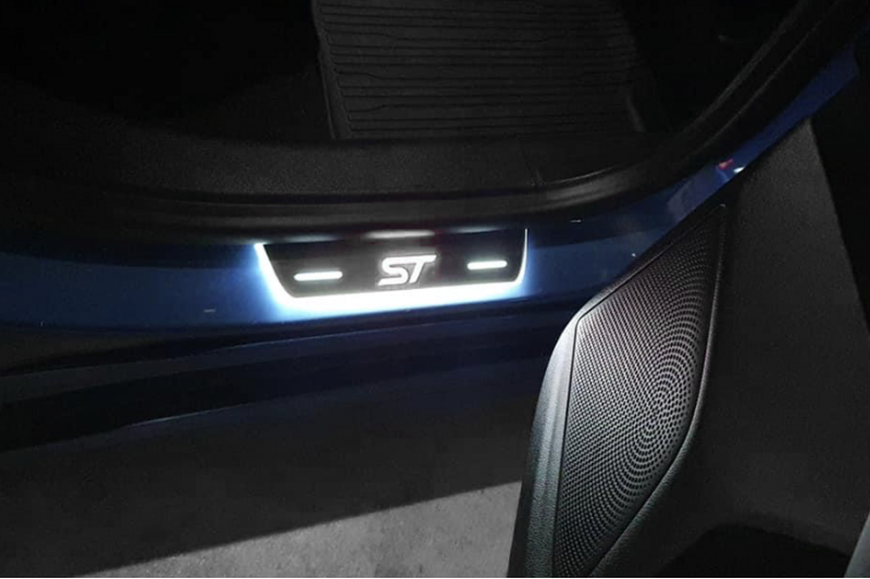 Ford Focus IV Led Sill Plates With Logo ST - decoinfabric