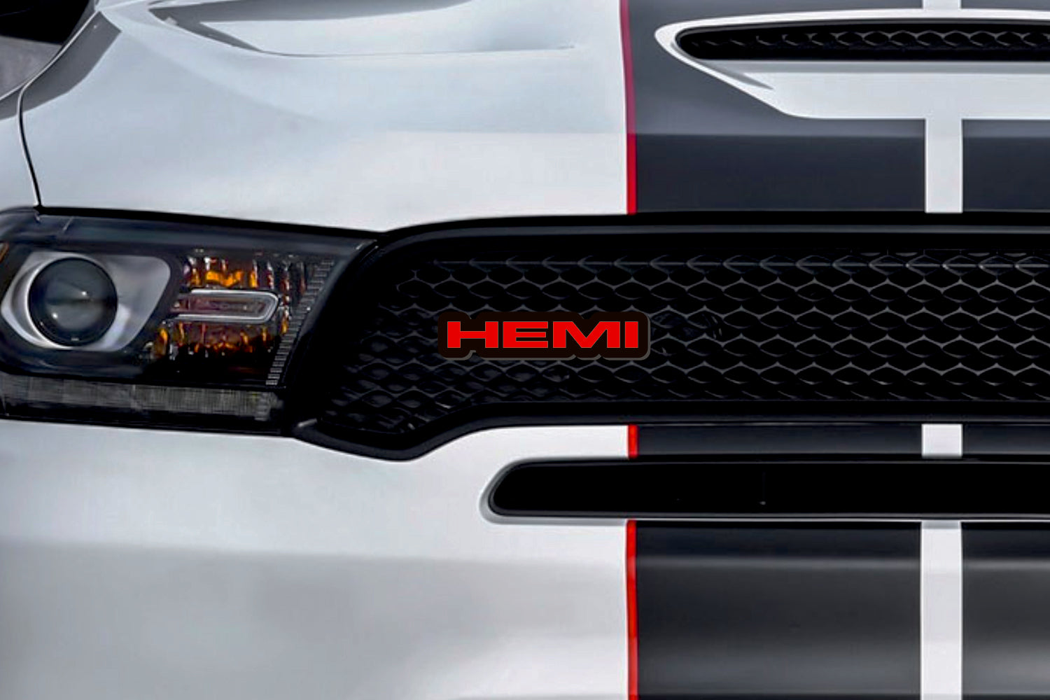 Dodge Illuminated LED Radiator Grille Emblems and Badges with Hemi (type 2) logo Dodge Led emblems decoinfabric