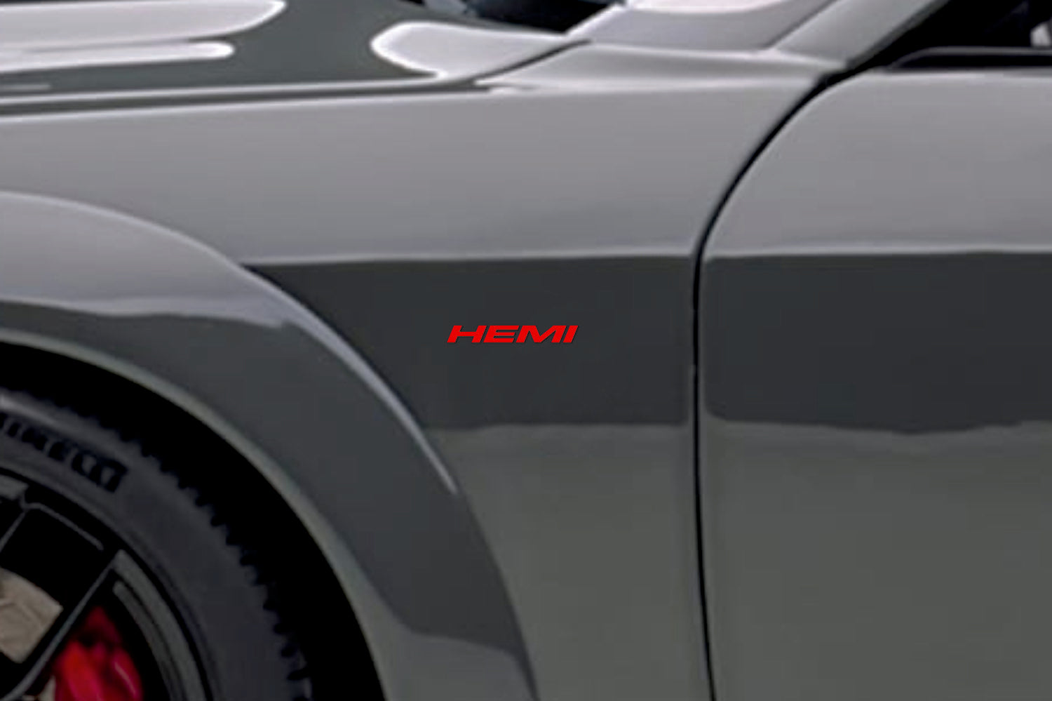 Chrysler emblem for fenders with HEMI logo (Type Mono) (type 2) Chrysler emblems decoinfabric