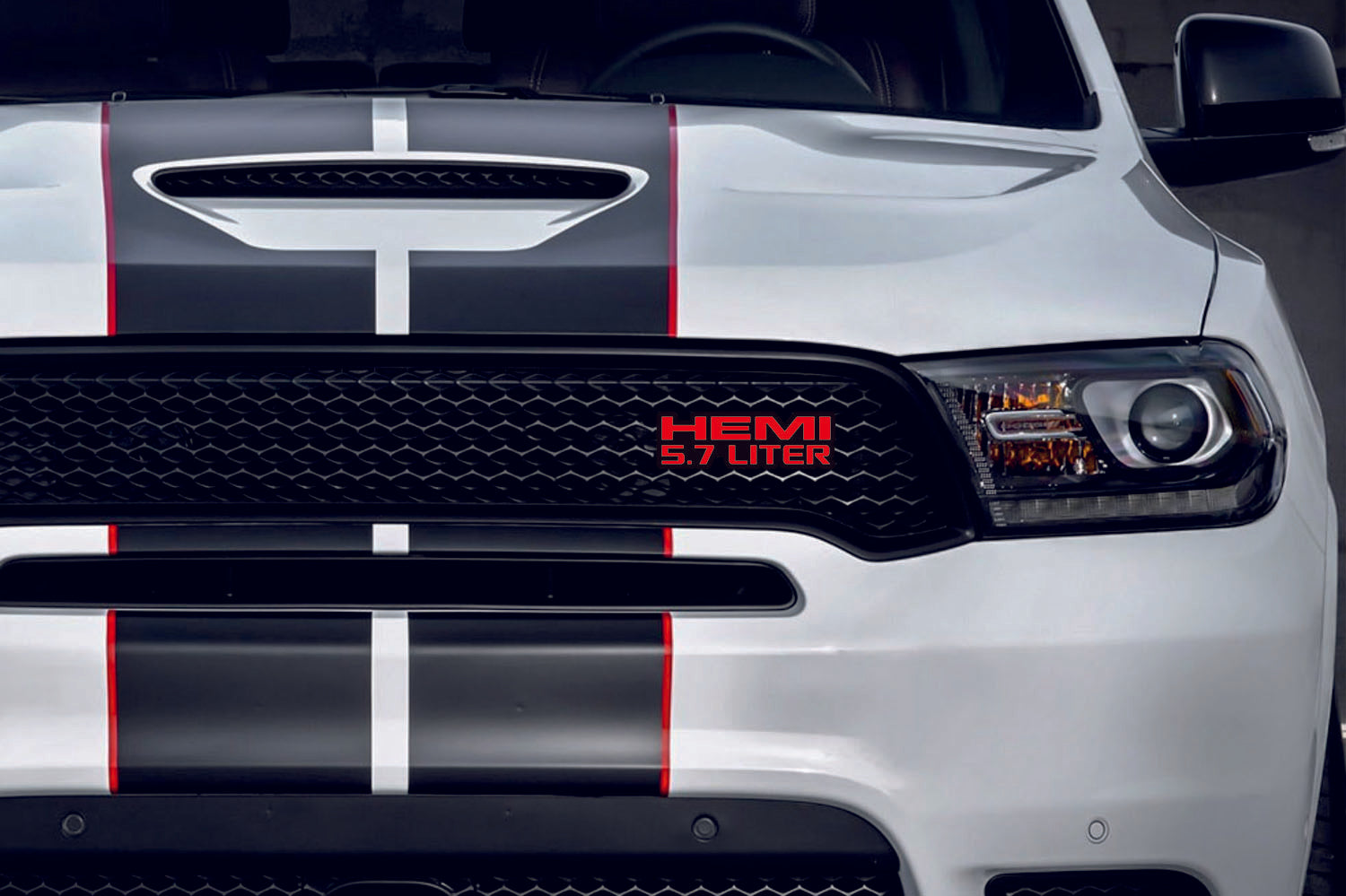 DODGE Radiator grille emblem with HEMI 5.7 Liter logo