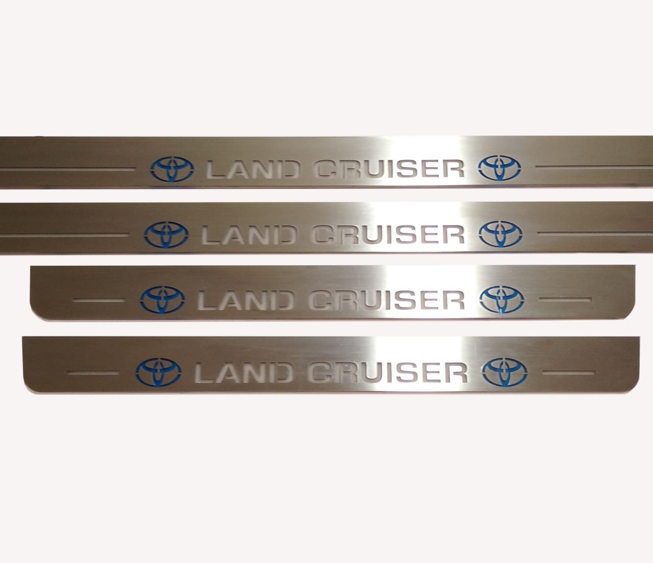 Toyota LC 200 Auto Door Sill Plates With Logo Land Cruiser - decoinfabric