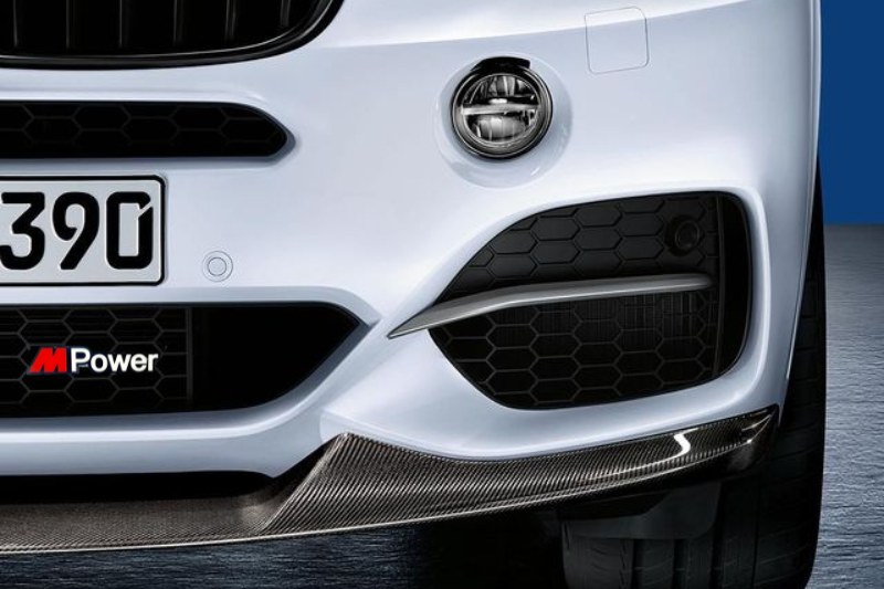 Emblemat osłony chłodnicy BMW z logo M Power