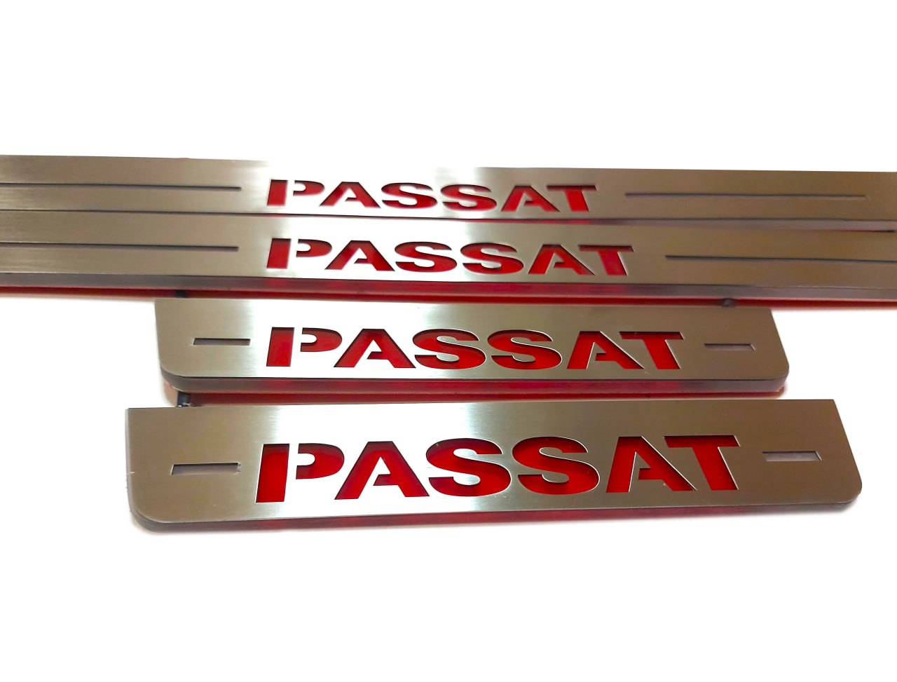 Volkswagen Passat B7 USA LED Door Sill With Logo Passat (type 2) - decoinfabric