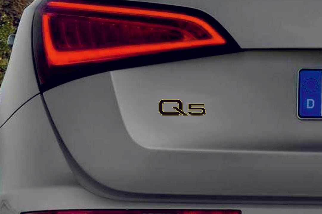 Audi tailgate trunk rear 3D emblem with Q5 logo (type MIXT) – decoinfabric