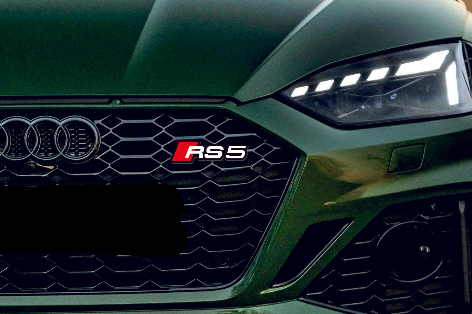 Audi Emblem & Badge Set - Grille and Tailgate RS5 logo Audi emblems decoinfabric WHITE