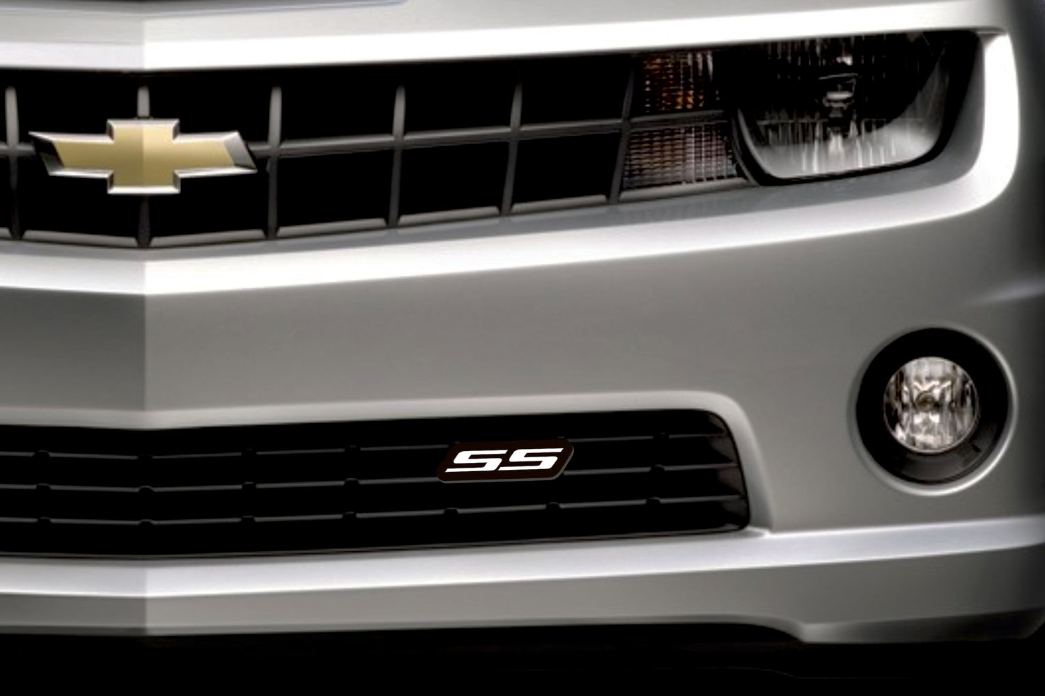 Chevrolet Illuminated LED Radiator Grille Emblems and Badges with SS logo for Camaro V gen Chevrolet Led Emblems decoinfabric