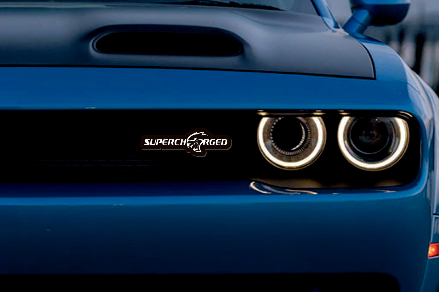 Jeep Illuminated LED Radiator Grille Emblems and Badges with Supercharged + Hellcat logo Jeep Led Emblems decoinfabric