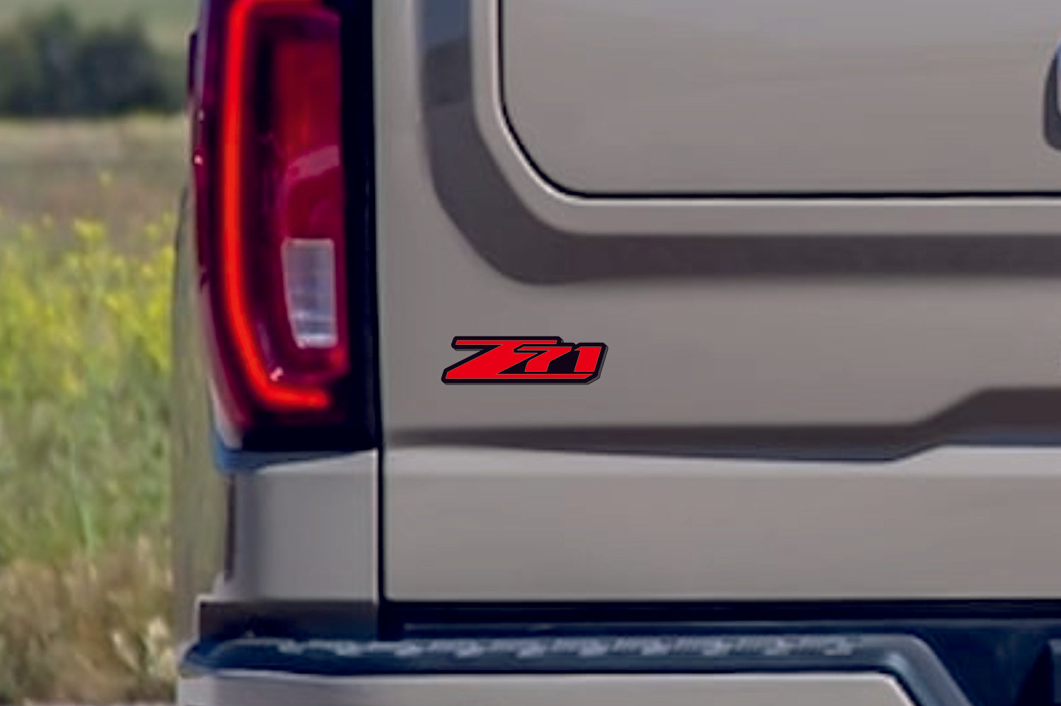 Chevrolet tailgate trunk rear emblem with Z71 logo